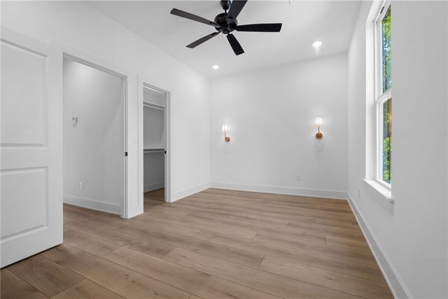 576 Willow Avenue 2, Fayetteville, AR 72701