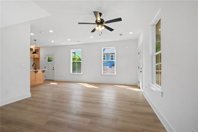 576 Willow Avenue 2, Fayetteville, AR 72701