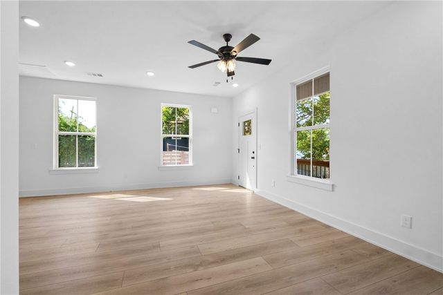 576 Willow Avenue 2, Fayetteville, AR 72701