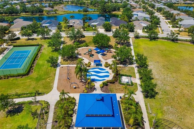 12153 FOREST PARK CIRCLE, Bradenton, FL 34211