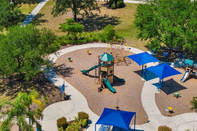 12153 FOREST PARK CIRCLE, Bradenton, FL 34211