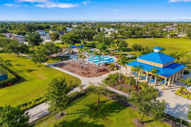 12153 FOREST PARK CIRCLE, Bradenton, FL 34211