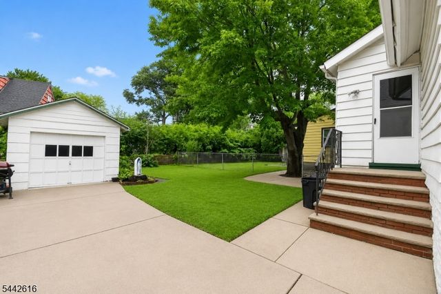 438 Joralemon St, Belleville Twp., NJ 07109