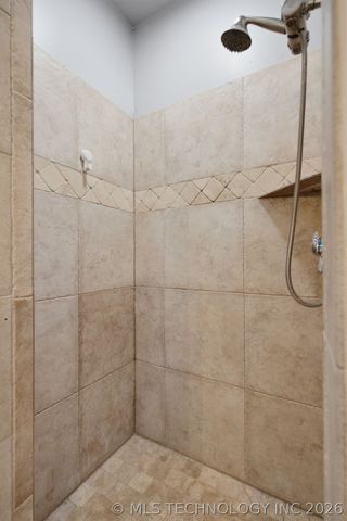 8905 N 140th East Avenue, Owasso, OK 74055