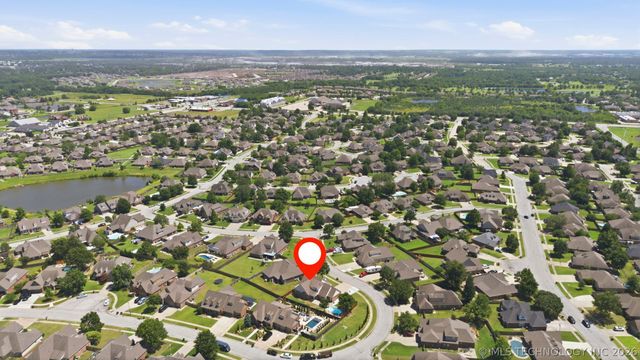 8905 N 140th East Avenue, Owasso, OK 74055