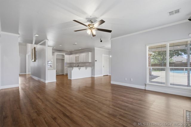 8905 N 140th East Avenue, Owasso, OK 74055
