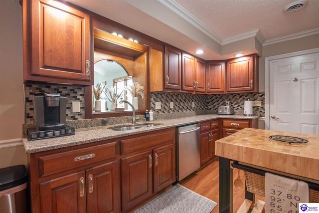 103 Coventry Lane, Bardstown, KY 40004
