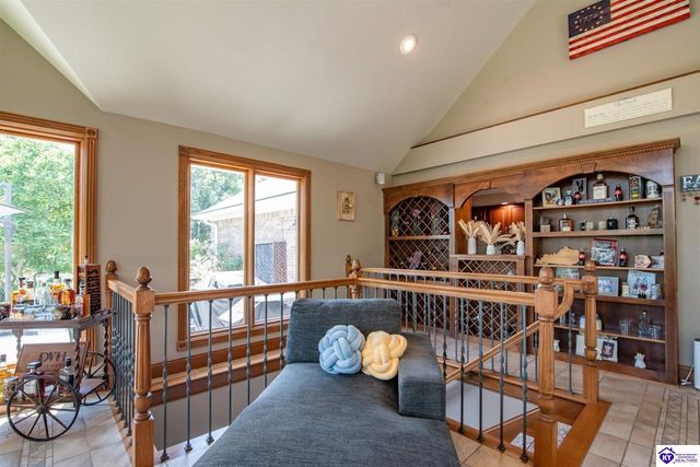 103 Coventry Lane, Bardstown, KY 40004