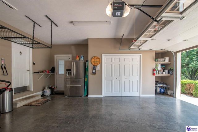 103 Coventry Lane, Bardstown, KY 40004