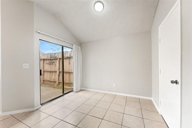 10746 Staghill Drive, Houston, TX 77064