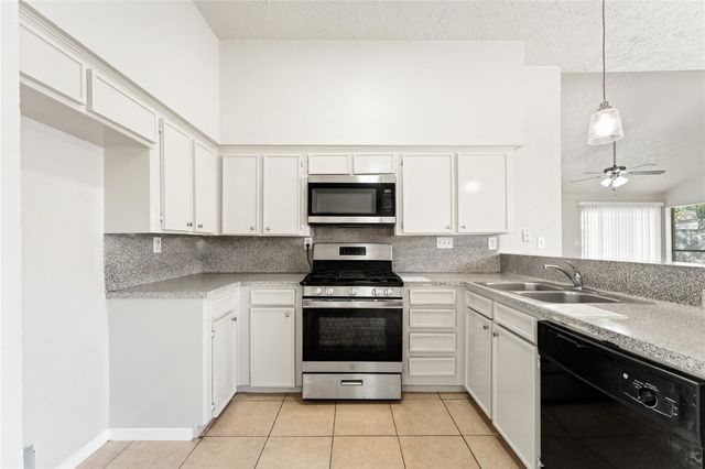 10746 Staghill Drive, Houston, TX 77064