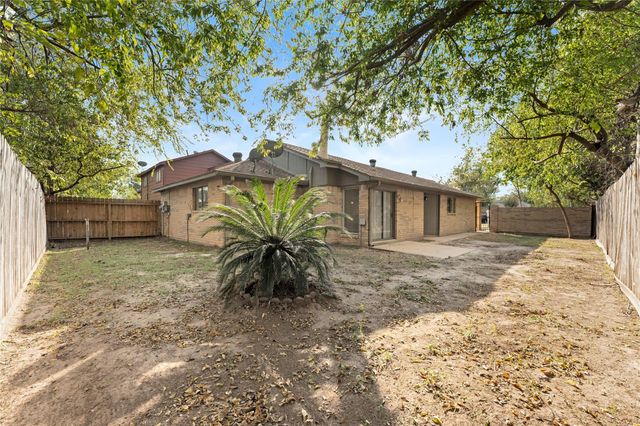 10746 Staghill Drive, Houston, TX 77064