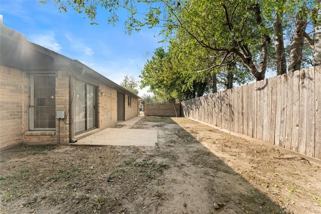 10746 Staghill Drive, Houston, TX 77064