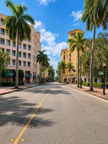 110 MERRICK Way 3A, Coral Gables, FL 33134