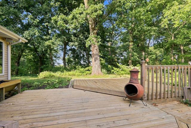 8715 108th AVENUE, Pleasant Prairie, WI 53158