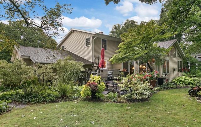 8715 108th AVENUE, Pleasant Prairie, WI 53158