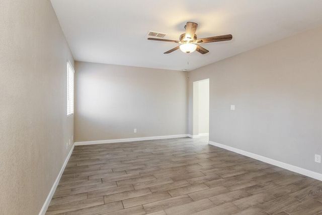 10856 W Ruth Avenue, Peoria, AZ 85345