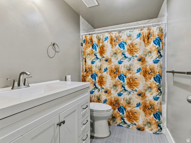 3257 W STOKER CV, South Jordan, UT 84095