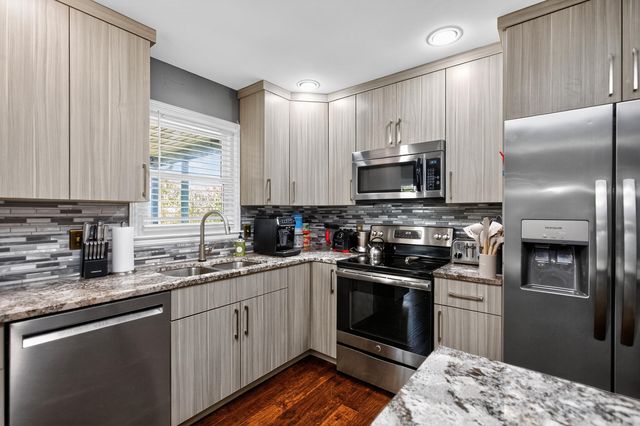 4301 Gum Tree Lane, Lexington, KY 40513