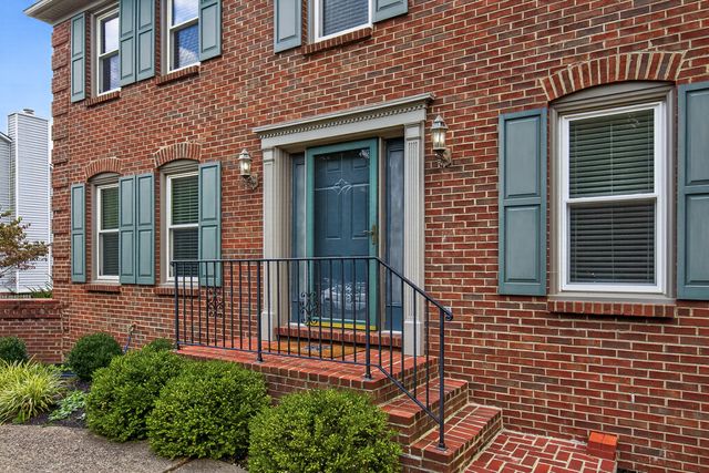 4301 Gum Tree Lane, Lexington, KY 40513