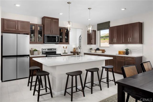 30637 Albifora Way, Winchester, CA 92596