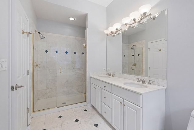 2919 N BURLING Street G, Chicago, IL 60657