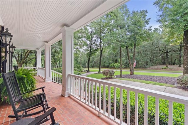 8200 Whisper Lakes Court, Mobile, AL 36619