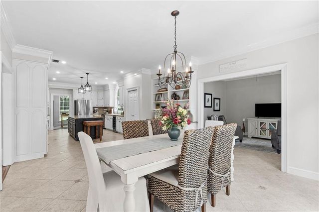 8200 Whisper Lakes Court, Mobile, AL 36619