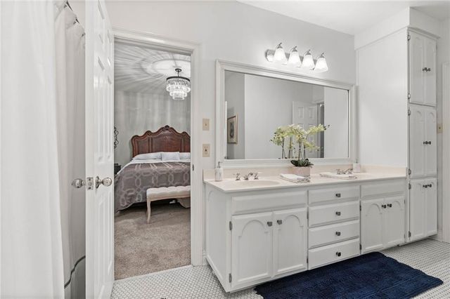 8200 Whisper Lakes Court, Mobile, AL 36619