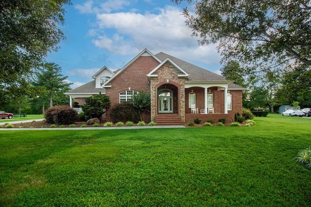 323 Ridgecrest Dr, Winchester, TN 37398