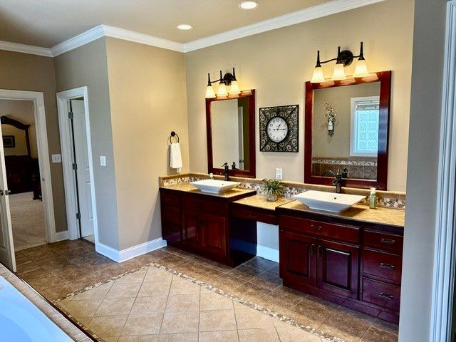 323 Ridgecrest Dr, Winchester, TN 37398