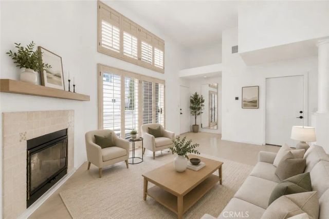 4341 Freedom Drive C, Calabasas, CA 91302
