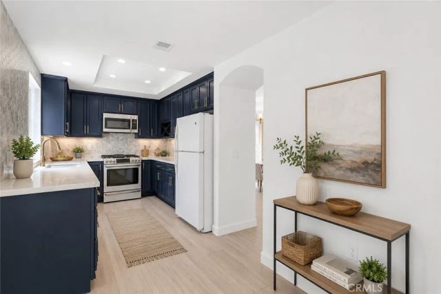 4341 Freedom Drive C, Calabasas, CA 91302