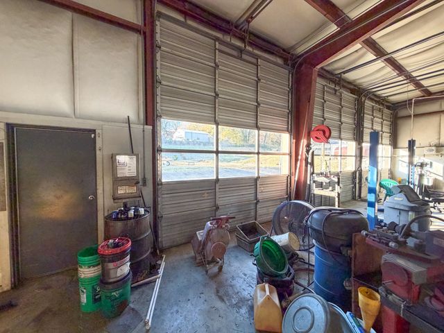 700 N 1st St, Pulaski, TN 38478