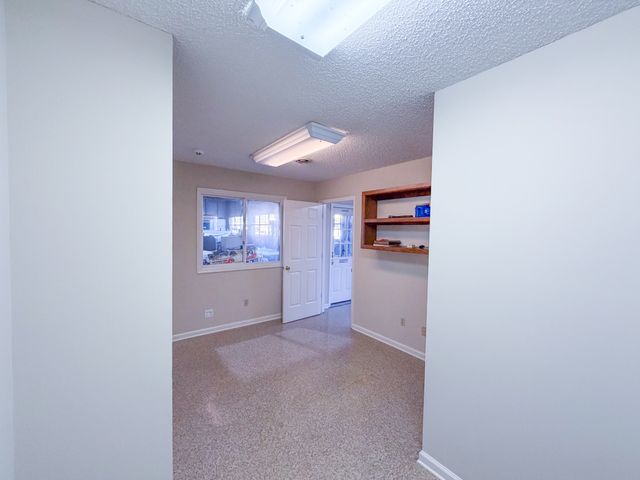 700 N 1st St, Pulaski, TN 38478
