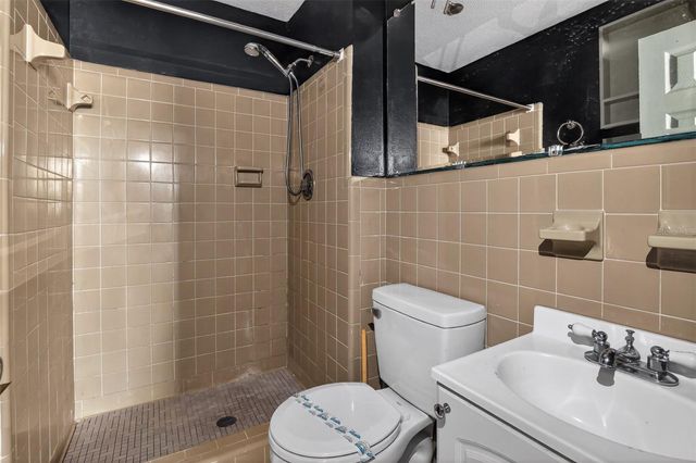 612 JOHNSON DRIVE, Ormond Beach, FL 32174