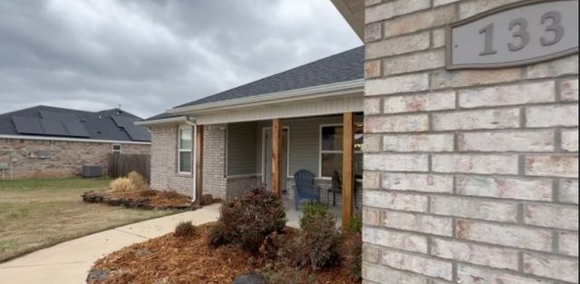 133 Youngblood Place, Huntsville, AR 72740