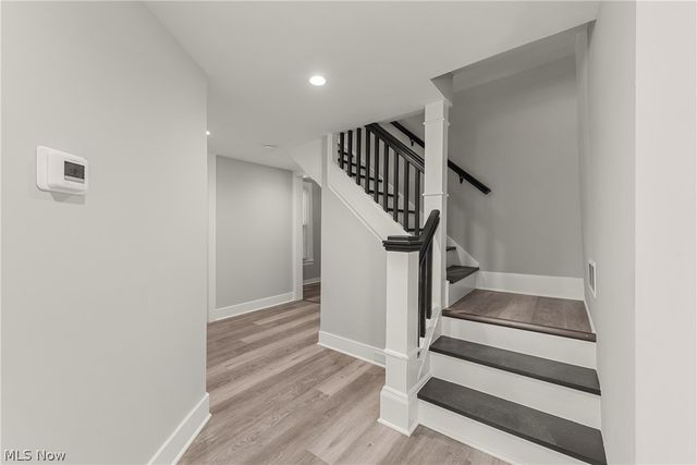 37384 Detroit Road, Avon, OH 44011