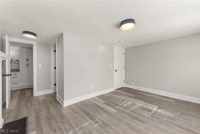 37384 Detroit Road, Avon, OH 44011