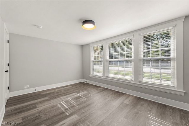 37384 Detroit Road, Avon, OH 44011