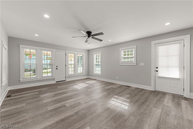 37384 Detroit Road, Avon, OH 44011