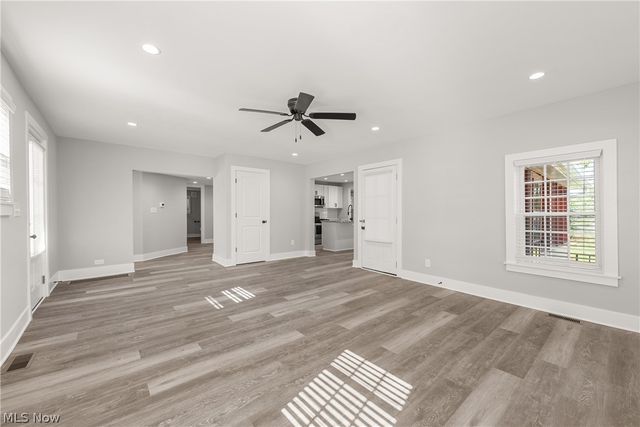 37384 Detroit Road, Avon, OH 44011