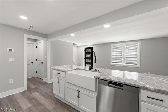 37384 Detroit Road, Avon, OH 44011