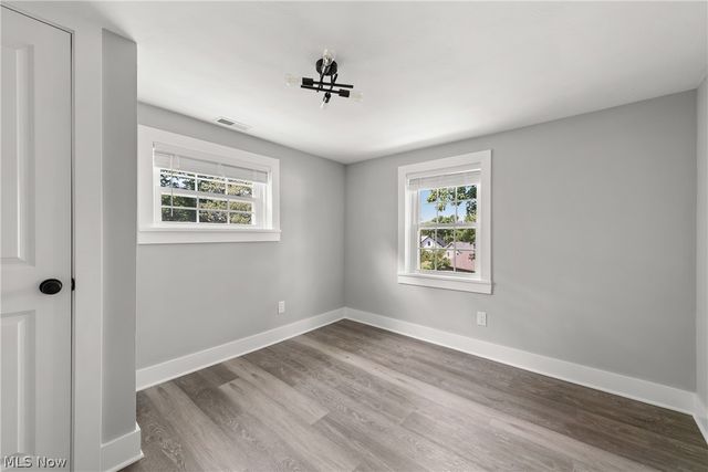 37384 Detroit Road, Avon, OH 44011