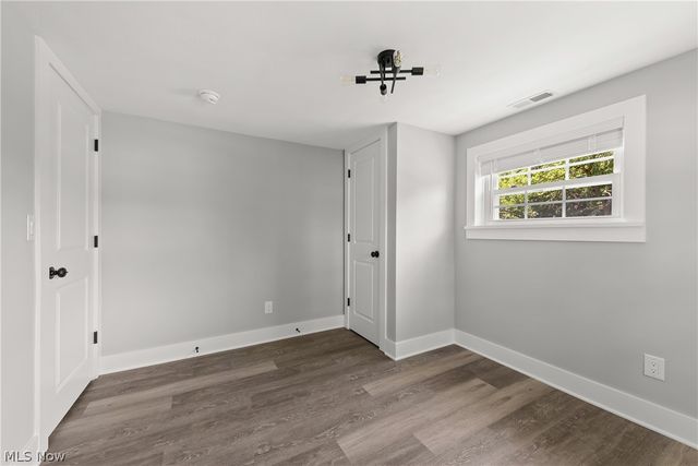 37384 Detroit Road, Avon, OH 44011