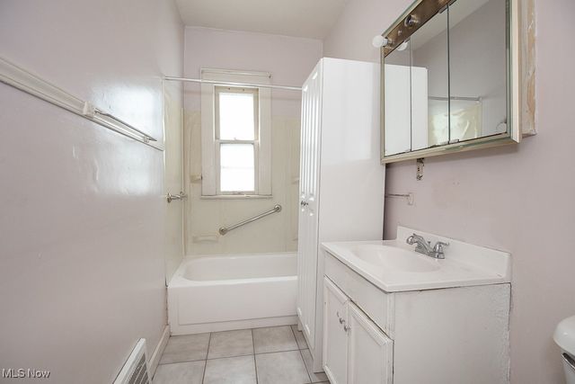 627 E 126th Street, Cleveland, OH 44108