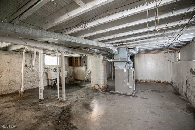 627 E 126th Street, Cleveland, OH 44108