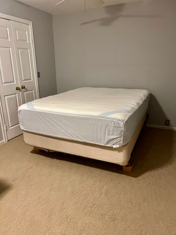 523 Old Pond Lane 523, Norwich, CT 06360