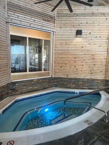 523 Old Pond Lane 523, Norwich, CT 06360