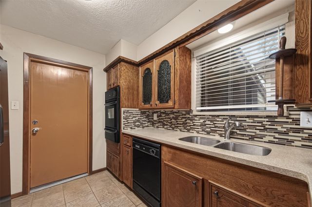 5201 Cunningham Drive, Pearland, TX 77581